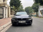 Bán xe BMW 320i năm sản xuất 2014, màu xám, xe nhập