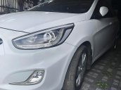 Cần bán xe Hyundai Accent sản xuất 2016, màu trắng, xe nhập