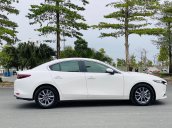 Bán ô tô Mazda 3 Luxury năm sản xuất 2020, màu trắng giá cạnh tranh