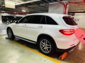 Bán xe Mercedes GLC 300 năm sản xuất 2019, màu trắng