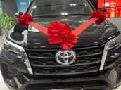 Bán Toyota Fortuner 2.4G 4x2 AT sản xuất 2021, giá ưu đãi