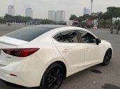 Cần bán gấp Mazda 3 1.5L Deluxe sản xuất 2017, màu trắng, giá 540tr