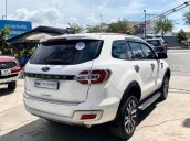 Cần bán lại xe Ford Everest Titanium sản xuất năm 2019, màu trắng