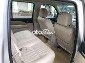 Cần bán Ford Everest Limited 4x2 năm 2011