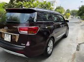 Cần bán Kia Sedona CRDi năm sản xuất 2017, màu đỏ, 780tr