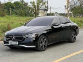 Bán Mercedes-Benz E180 đời 2021 xe gia đình, giá 1 tỷ 915tr