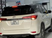 Cần bán gấp Toyota Fortuner 2.7 4x2 sản xuất 2019, màu trắng, nhập khẩu