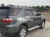 Cần bán gấp Toyota Fortuner sản xuất năm 2009, màu xám