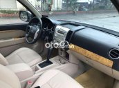 Cần bán Ford Everest Limited 4x2 năm 2011