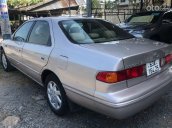 Cần bán Toyota Camry GLi 2.2 năm 2002 chính chủ