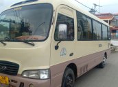 Bán ô tô Hyundai County năm sản xuất 2005, màu kem (be), xe nhập, giá tốt