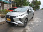 Cần bán xe Mitsubishi Xpander MT sản xuất năm 2019, màu bạc chính chủ  