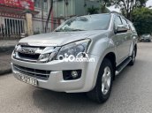 Cần bán gấp Isuzu D-Max LS 2.5 4x4 MT năm 2015, màu bạc, xe nhập