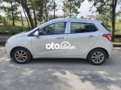 Cần bán xe Hyundai Grand i10 MT năm 2014, màu bạc, xe nhập