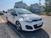 Cần bán Kia Rio 1.6AT sản xuất 2013, xe nhập, 340tr