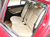 Cần bán lại xe Kia Cerato 1.6 Deluxe sản xuất 2018, màu đỏ số tự động