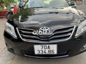 Bán Toyota Camry LE 2.4 năm 2010, màu đen xe gia đình