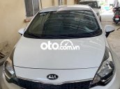 Bán Kia Rio 1.4AT sản xuất năm 2016, màu trắng, xe nhập chính chủ 