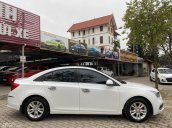 Bán xe Chevrolet Cruze sản xuất năm 2018, màu trắng siêu đẹp, xe chủ đi rất giữ gìn, giá rất tốt