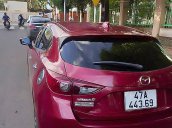 Cần bán Mazda 3 1.5 AT năm sản xuất 2015, màu đỏ