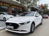 Bán ô tô Mazda 3 1.5L Premium sản xuất 2020, màu trắng mới chạy 9000km