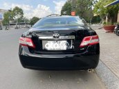 Bán Toyota Camry LE 2.4 năm 2010, màu đen xe gia đình