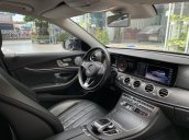 Bán xe Mercedes-Benz E250 năm 2018, xe cực sang, siêu lướt, biển thành phố