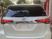 Bán Toyota Fortuner 2.7V 4x2AT năm sản xuất 2020, màu trắng, nhập khẩu