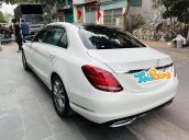 Cần bán xe Mercedes C200 AT năm sản xuất 2015, màu trắng