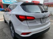 Xe Hyundai Santa Fe 2.2L 4WD năm 2017, màu trắng, 820tr