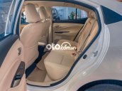 Bán xe Toyota Vios 1.5G AT sản xuất năm 2021, màu trắng, nhập khẩu nguyên chiếc