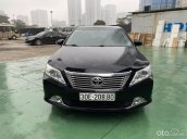 Bán Toyota Camry 2.0E năm sản xuất 2013, màu đen, xe gia đình sử dụng rất cẩn thận giữ gìn, bảo dưỡng định kỳ đầy đủ tại hãng