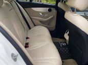 Xe Mercedes C200 2.0 AT sản xuất 2015, màu trắng, giá 900tr