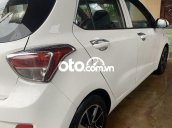 Cần bán gấp Hyundai Grand i10 sản xuất năm 2015, màu trắng chính chủ