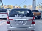 Bán Toyota Innova 2.0E MT năm sản xuất 2016, màu bạc giá cạnh tranh