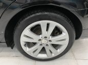 Cần bán Mercedes C200 năm 2010, màu đen