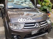 Cần bán lại xe Mitsubishi Pajero 3.0 năm sản xuất 2014, màu nâu giá cạnh tranh