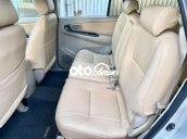 Bán Toyota Innova 2.0E MT năm sản xuất 2016, màu bạc giá cạnh tranh