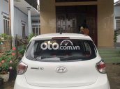 Cần bán gấp Hyundai Grand i10 sản xuất năm 2015, màu trắng chính chủ