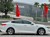 Bán Kia Optima 2.0 ATH năm sản xuất 2017, màu trắng, 670 triệu