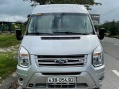 Xe Ford Transit Standard sản xuất năm 2015, màu bạc