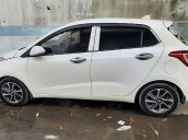 Cần bán Hyundai Grand i10 1.0 MT sản xuất năm 2015, màu trắng, nhập khẩu