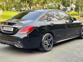 Bán Mercedes C300 AMG sản xuất 2021, màu đen