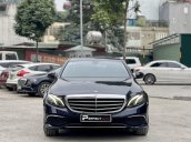 Bán xe Mercedes-Benz E200 đời 2017, xe gia đình giá 1 tỷ 500tr