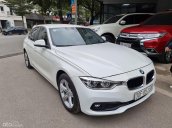 ManyCar bán BMW 320i 2019 màu trắng xe chất đi ít