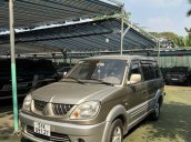 Cần bán gấp Mitsubishi Jolie 2.0 năm sản xuất 2004, màu vàng, giá tốt