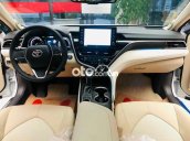 Bán xe Toyota Camry 2.5Q sản xuất năm 2021, xe nhập