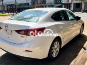 Cần bán Mazda 3 1.5L Deluxe sản xuất 2016, màu trắng, nhập khẩu nguyên chiếc