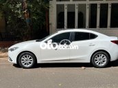 Cần bán Mazda 3 1.5L Deluxe sản xuất 2016, màu trắng, nhập khẩu nguyên chiếc