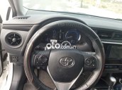 Cần bán Toyota Corolla 1.8  G năm sản xuất 2021, màu trắng